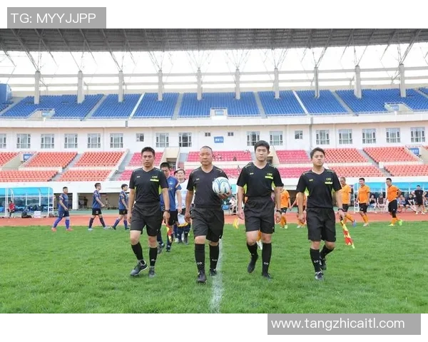 足球巨星探访万里长城展现体育精神与中国文化的完美融合 足球巨星探访万里长城展现体育精神与中国文化的完美融合